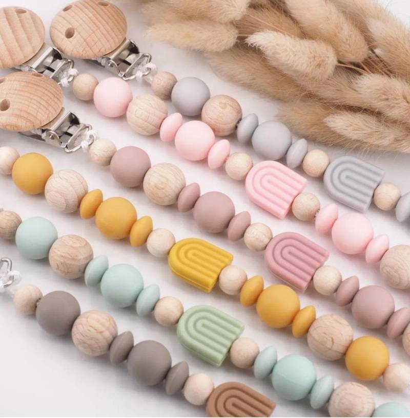 Schnullerkette Schnullerband Silikon Regenbogen von Etsy - MotzisBunteWelt2014
