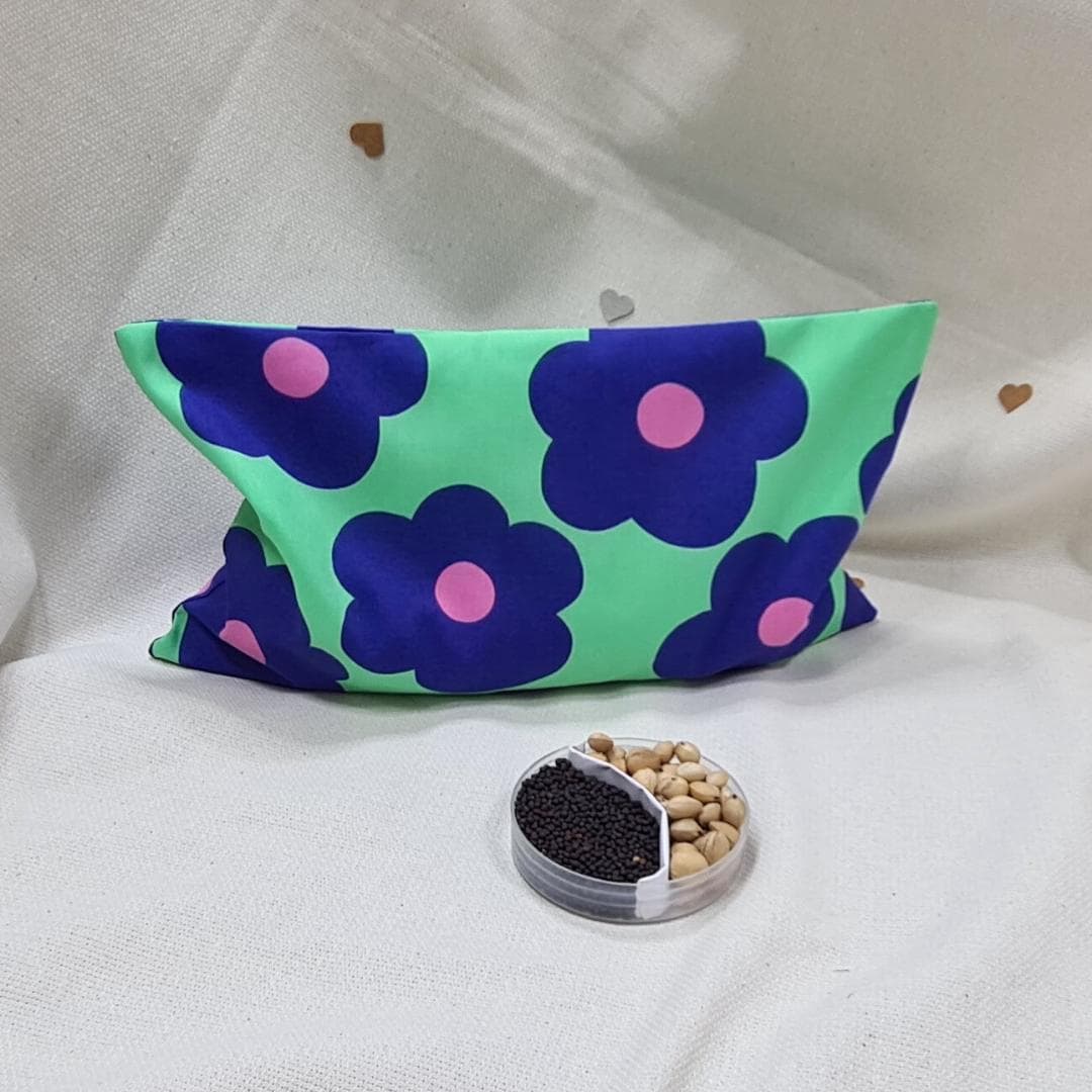 Flower-Collection Green & Purple Wärmekissen Mit Waschbarer Außenhülle Für Wohligwarme Wintertage. Kirschkerne Rapssamen Überzug Coldpack Flower-Collection Green & Purple Wärmekissen Mit Waschbarer Außenhülle Für Wohligwarme Wintertage. Kirschkerne Rapssamen Überzug Coldpack von Etsy - MyEllmar