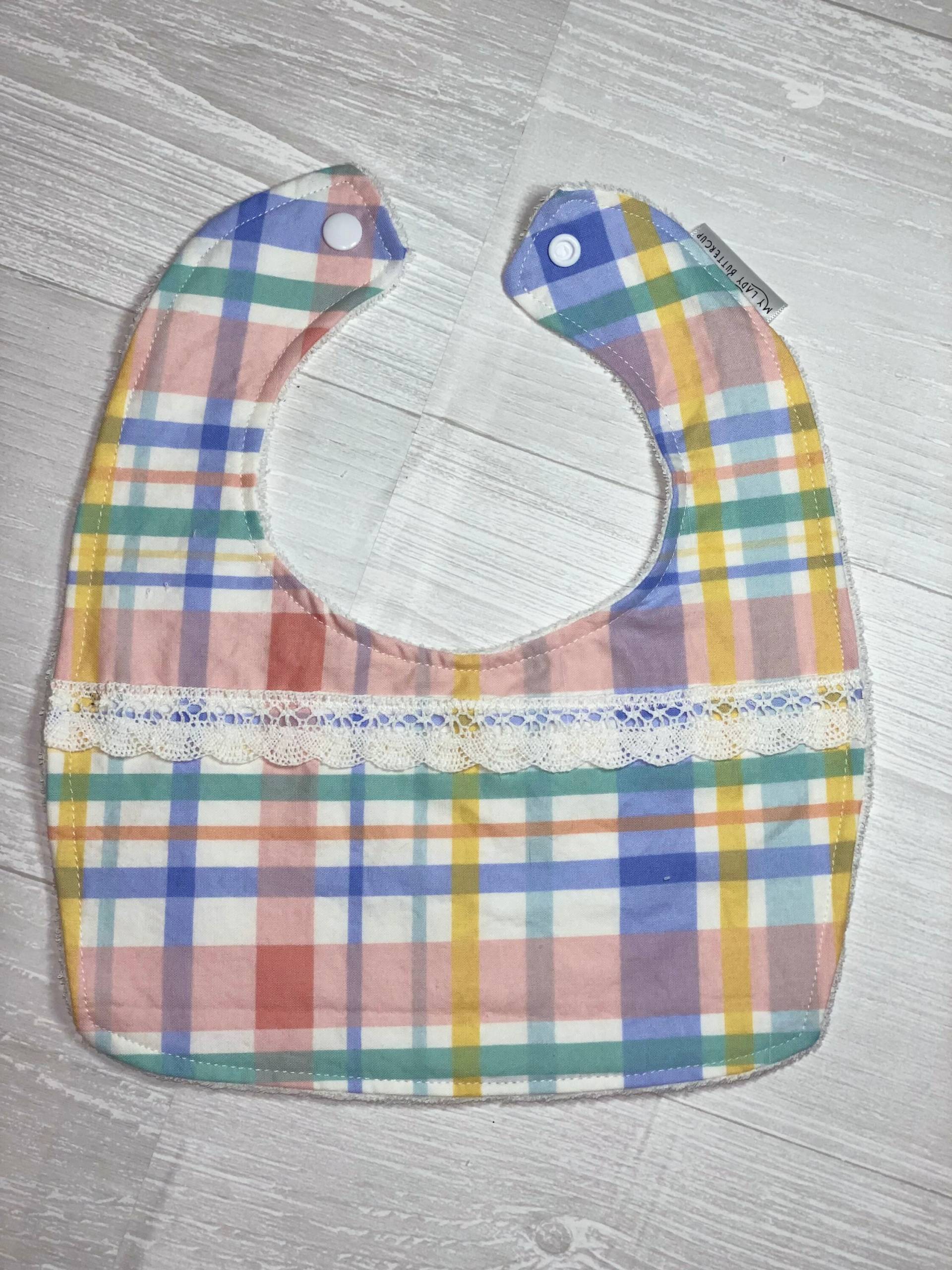 Pastell Kariertes Lätzchen Mit Spitze Pastell Kariertes Lätzchen Mit Spitze von Etsy - MyLadyButtercup