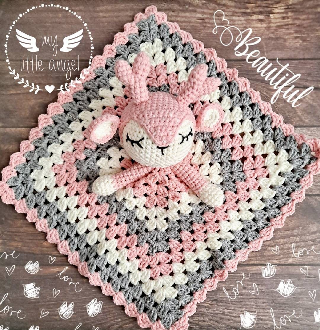Schöne Handgemachte Häkeln Elch/Hirsch Tröster | Baby Junge Mädchen Baby-Dusche-Geschenk Pink/Blau Rassel Schöne Handgemachte Häkeln Elch/Hirsch Tröster | Baby Junge Mädchen Baby-Dusche-Geschenk Pink/Blau Rassel von Etsy - MyLittleAngelGB