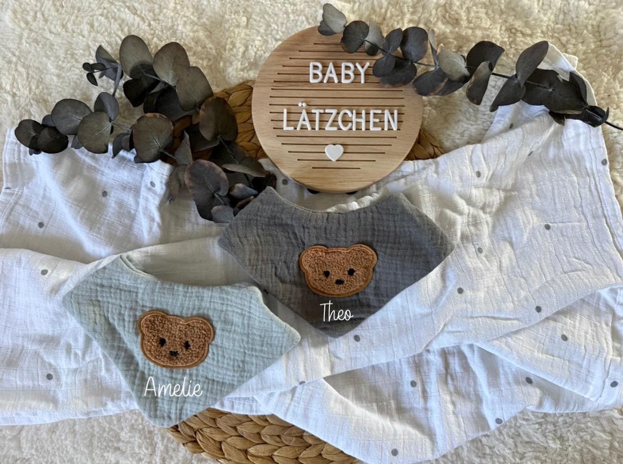 Halstuch/Lätzchen Baby Bär Personalisiertes Halstuch/ Personalisierte Geschenke Schwangerschaft Geburt Individuell Name Halstuch/Lätzchen Baby Bär Personalisiertes Halstuch/ Personalisierte Geschenke Schwangerschaft Geburt Individuell Name von Etsy - MyLittleBodies