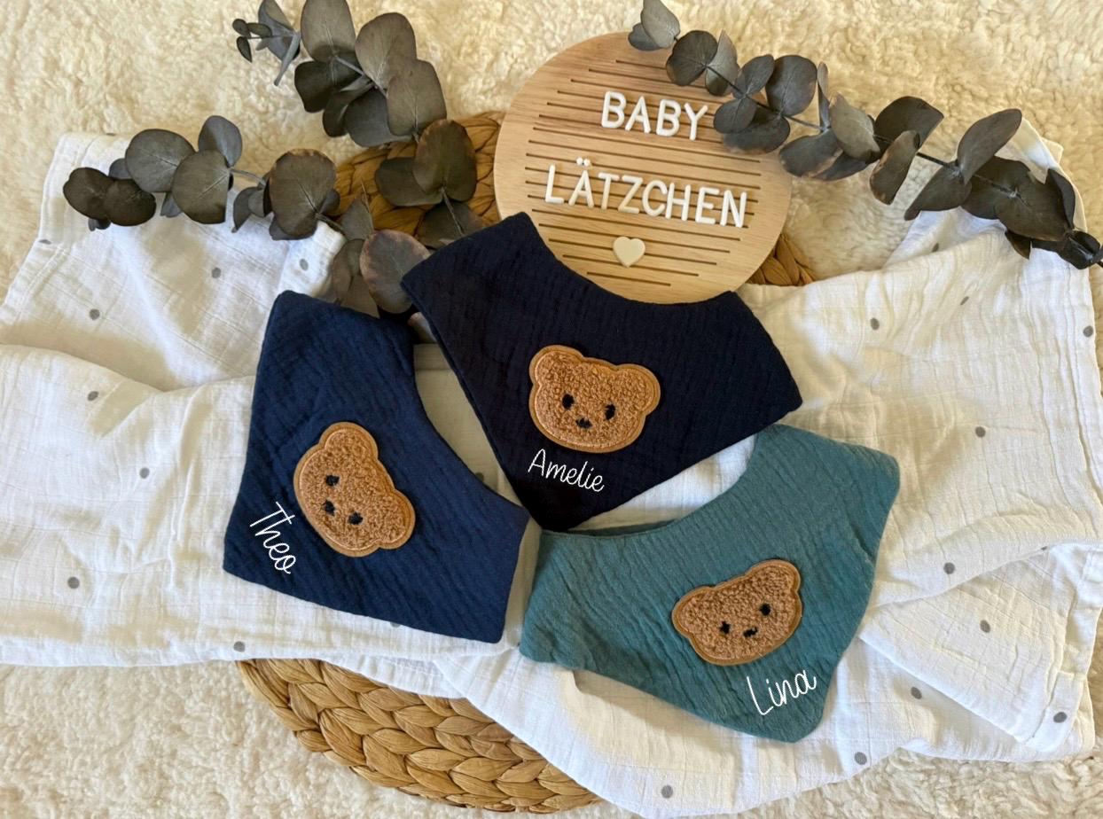 Halstuch/Lätzchen Baby Bär Personalisiertes Halstuch/ Personalisierte Geschenke Schwangerschaft Geburt Individuell Name Halstuch/Lätzchen Baby Bär Personalisiertes Halstuch/ Personalisierte Geschenke Schwangerschaft Geburt Individuell Name von Etsy - MyLittleBodies
