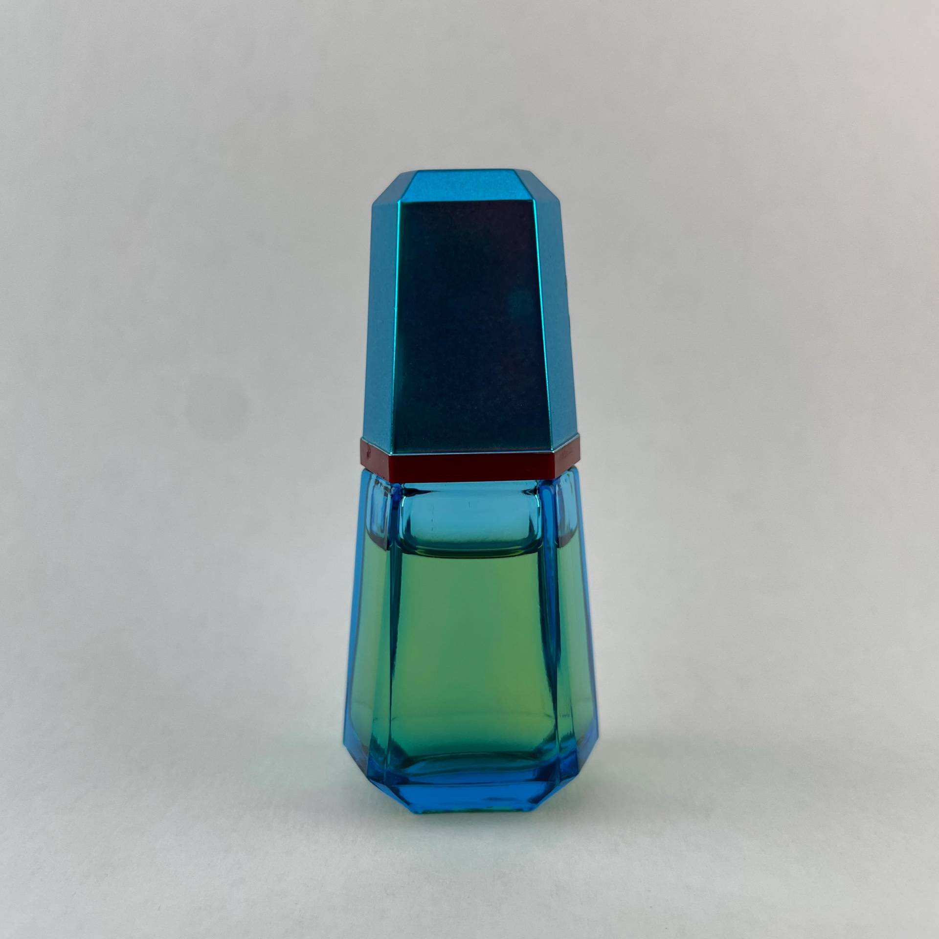 Cacharel Lou Blau Vintage Parfüm 0, 5 Ml 5 Eau De Toilette von Etsy - MyLittleScents