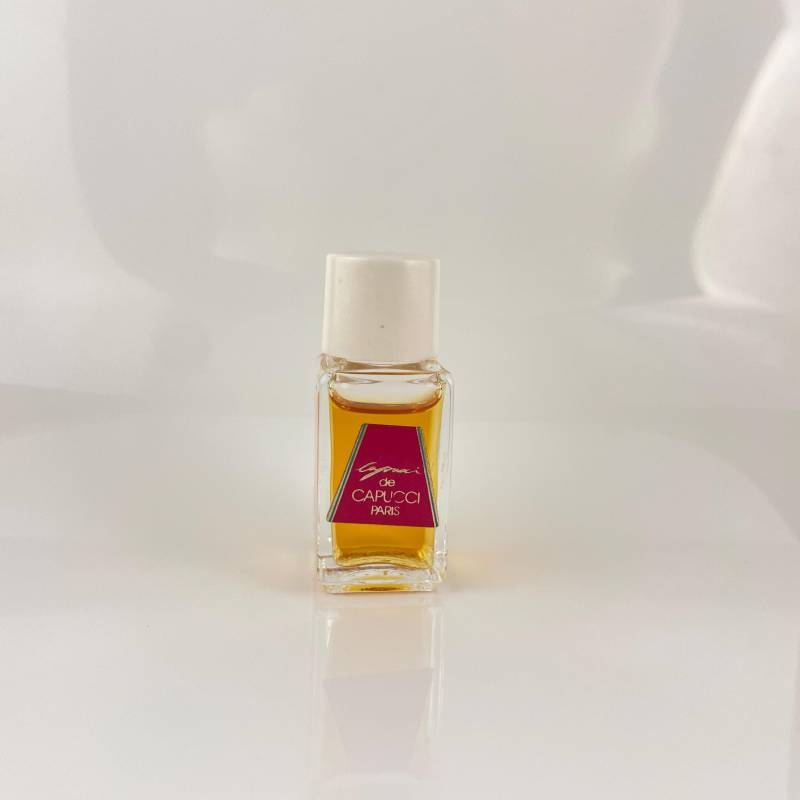 Capucci De Vintage Mini Parfüm 0, 5 Ml 5 Eau Toilette Capucci De Vintage Mini Parfüm 0, 5 Ml 5 Eau Toilette von Etsy - MyLittleScents