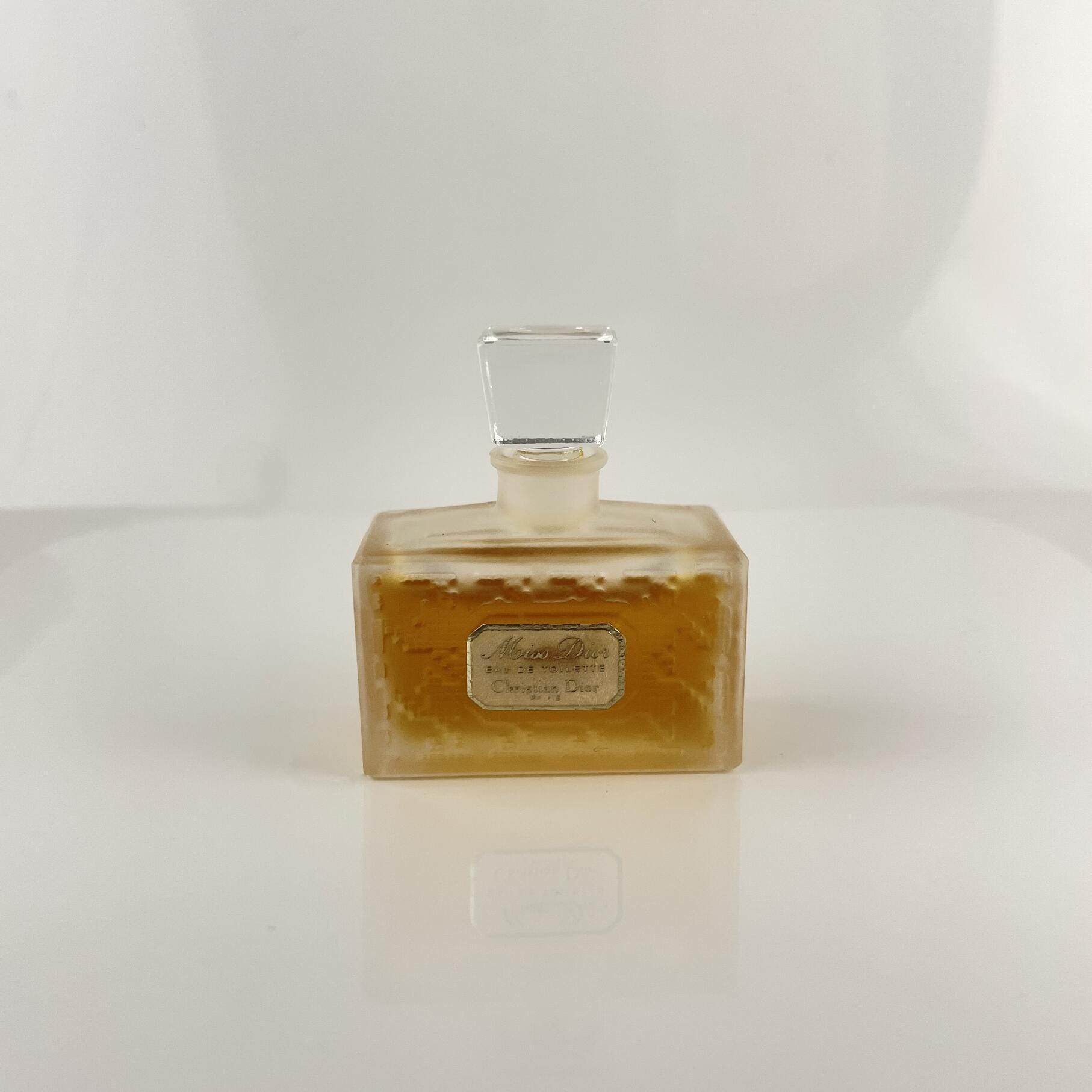 Christian Dior Fräulein Vintage Mini Parfüm 0, 5 Ml Eau De Toilette Christian Dior Fräulein Vintage Mini Parfüm 0, 5 Ml Eau De Toilette von Etsy - MyLittleScents
