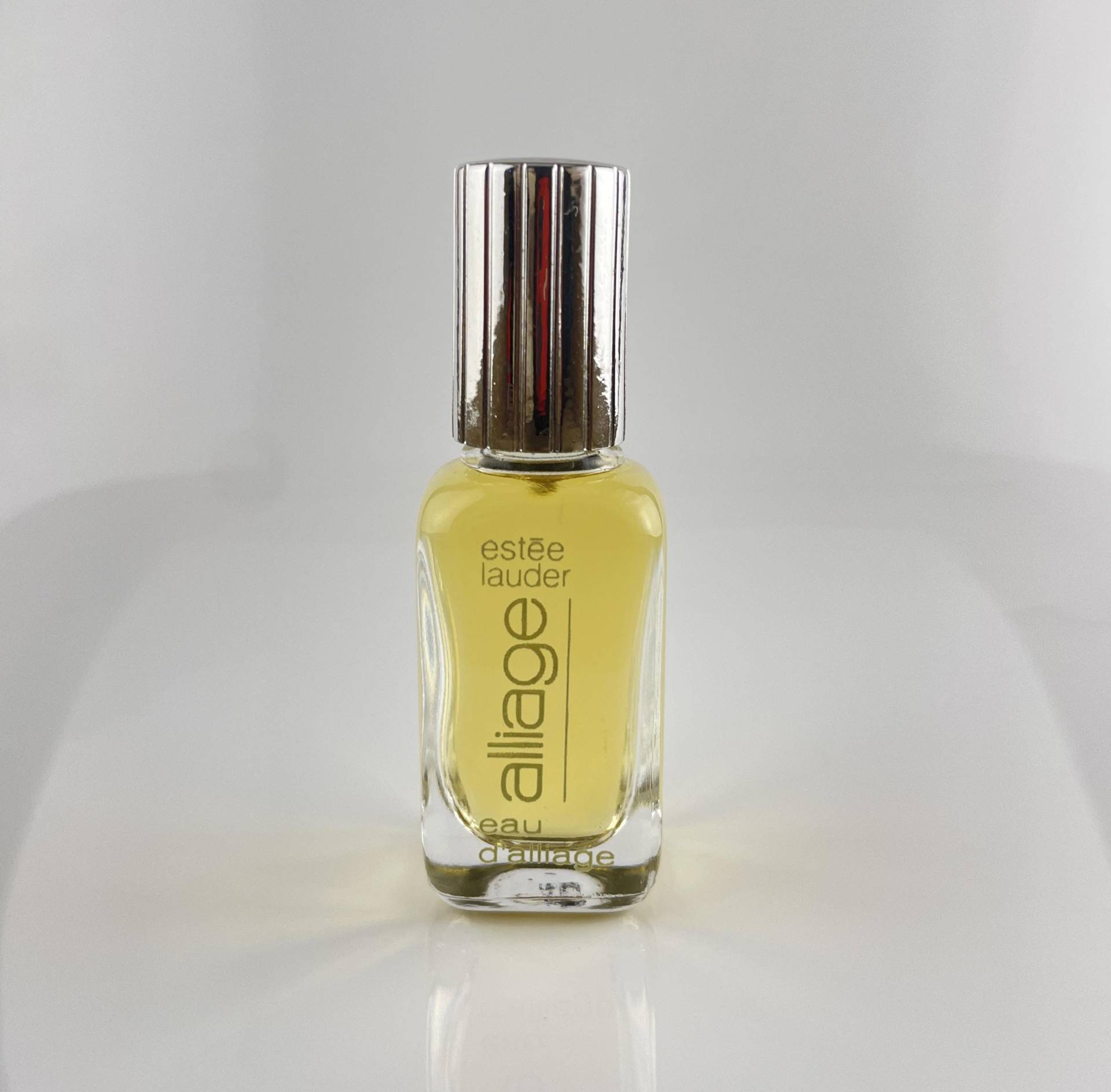 Estee Lauder Alliage Vintage Mini Parfüm Flasche 0, 4 Ml Eau De Toilette Miniatur Estee Lauder Alliage Vintage Mini Parfüm Flasche 0, 4 Ml Eau De Toilette Miniatur von Etsy - MyLittleScents