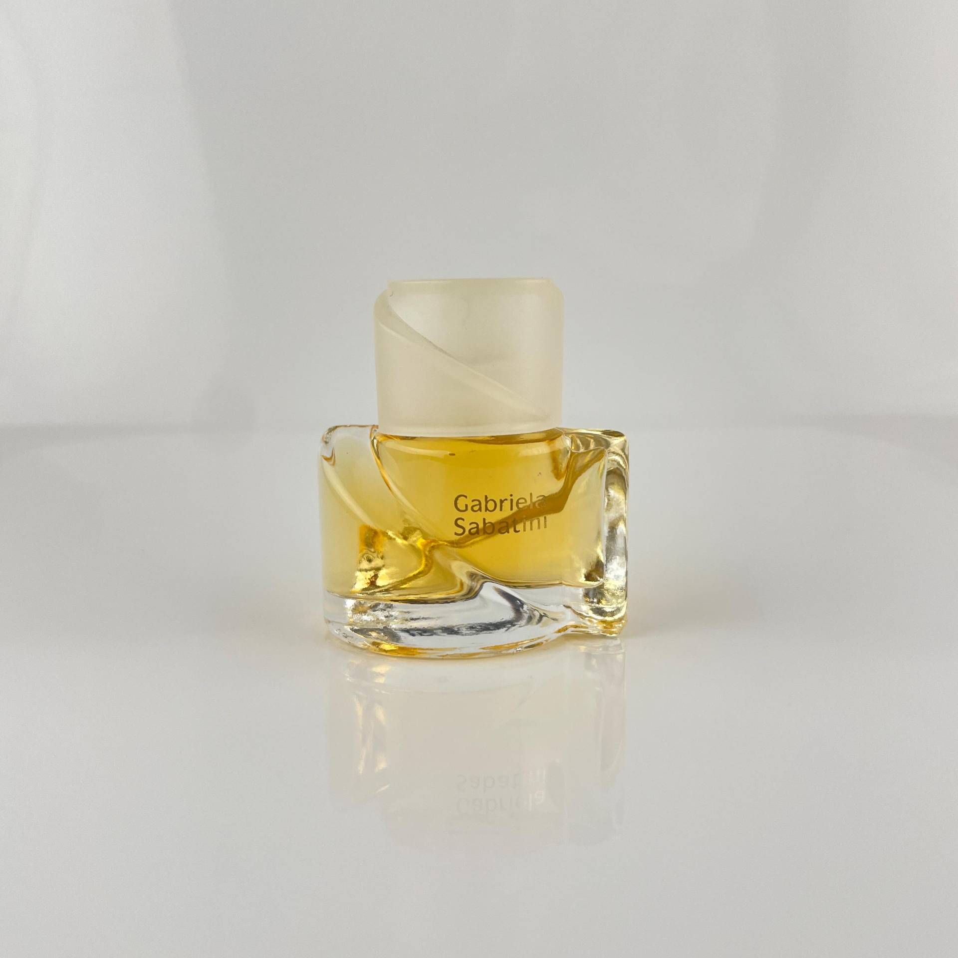 Gabriela Sabatini Vintage Mini Parfüm 0, 1 Oz 3 Ml Eau De Toilette Miniatur von Etsy - MyLittleScents