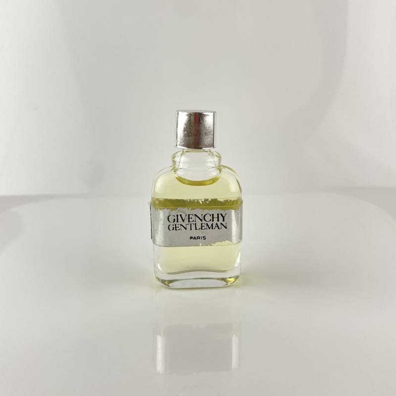 Gegebener Gentleman Vintage Mini Parfüm 0.1 Oz 3 Ml Eau De Toilette Gegebener Gentleman Vintage Mini Parfüm 0.1 Oz 3 Ml Eau De Toilette von Etsy - MyLittleScents