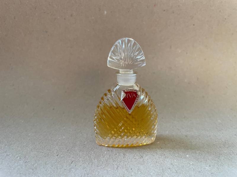 Vintage Mini Parfüm Ungaro Diva 7, 5 Ml Eau De Parfum von Etsy - MyLittleScents