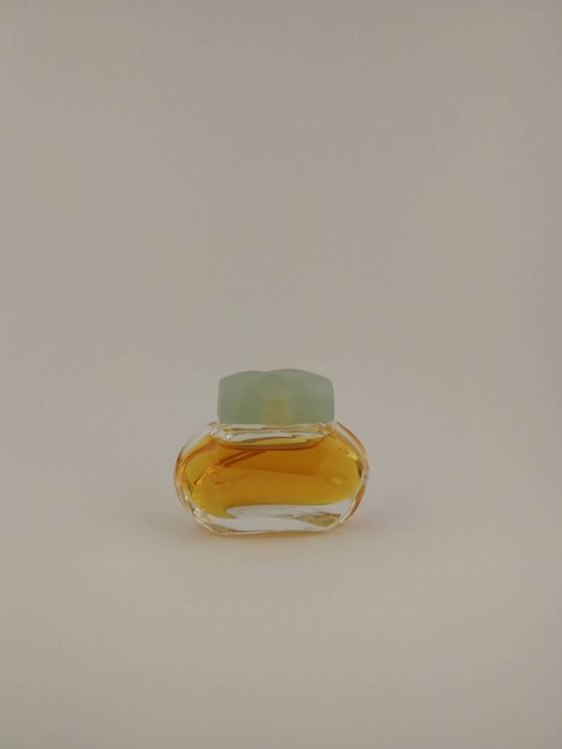Vintage Miniatur Parfüm Estee Lauder Knowing 3, 5 Ml Eau De Parfum Mini von Etsy - MyLittleScents