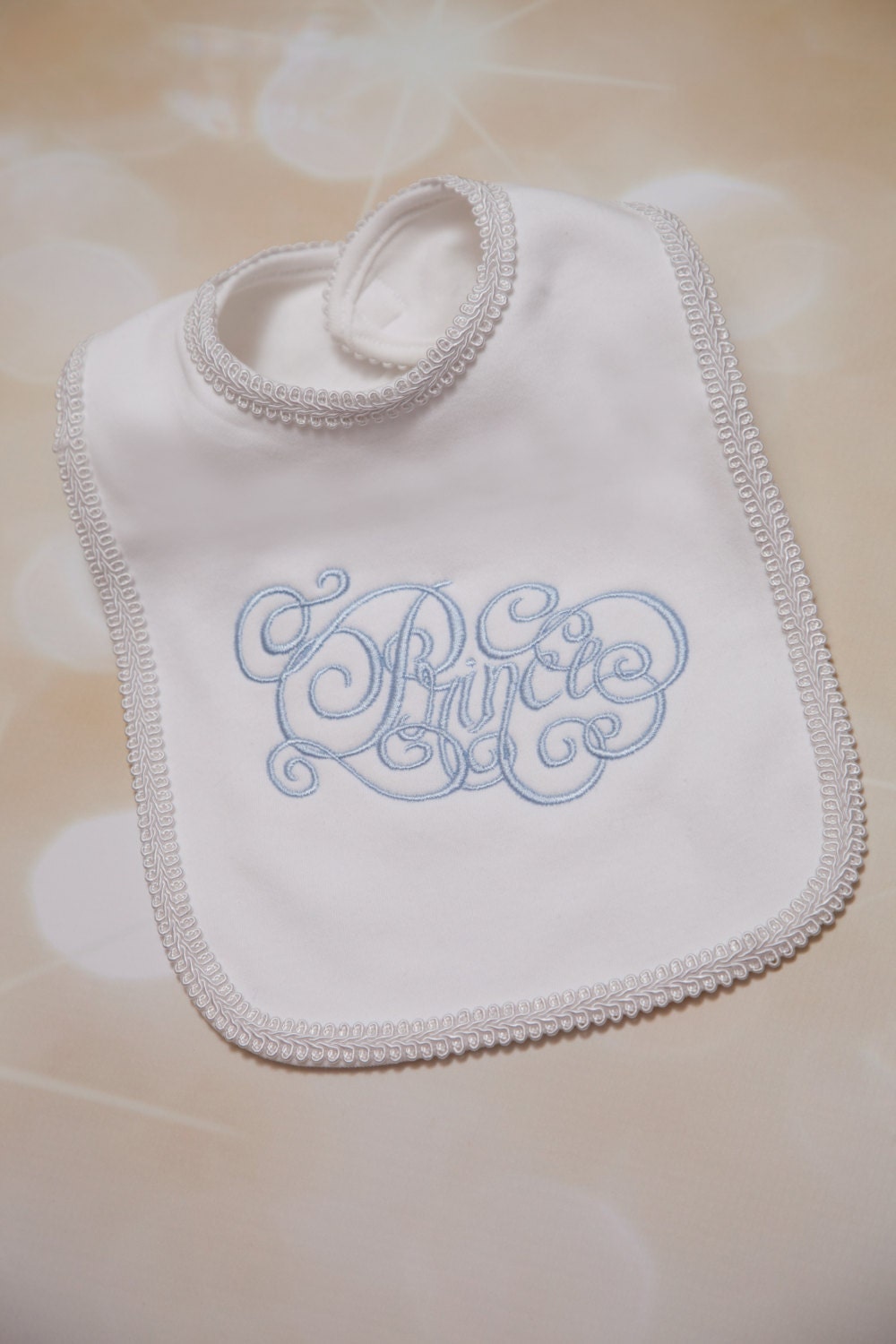 Bestickte Weiße Baby Lätzchen Prinz Kalligraphie Stickerei Jungen von Etsy - MyLolliflopsLLC