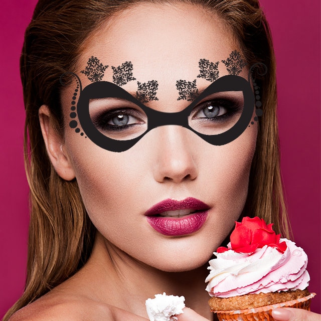 Bordeaux Temporäre Tattoo Gesichtsmaske von Etsy - MyMasqueRage