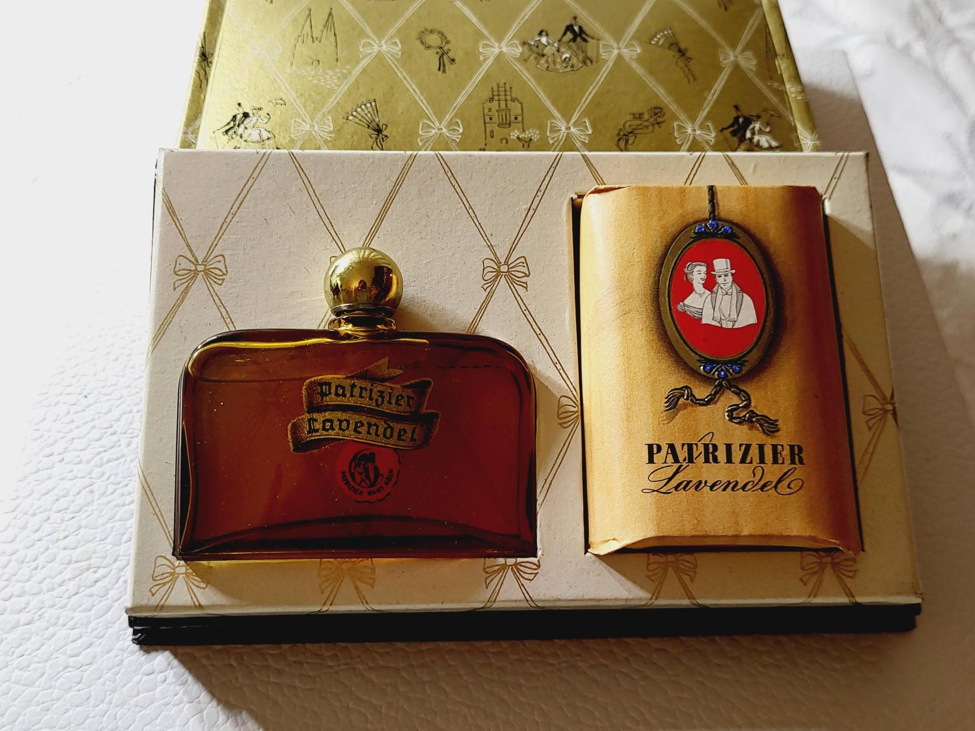Patrizier Lavendel Jünger & Gebhardt Set Parfum 18 Ml Und Seife 50G Vintage von Etsy - MyStyleFashionCo