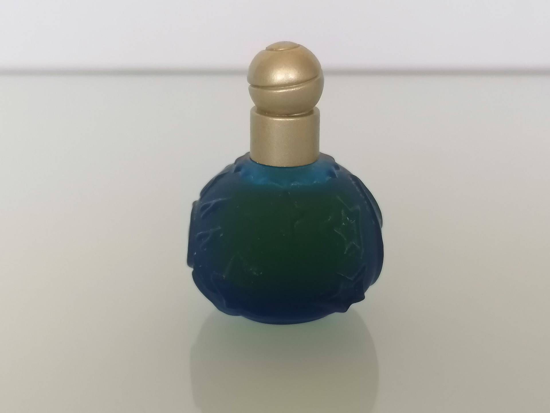 Miniatur , Parfum Pur , Sun Moon Stars Lagerfeld | 1994 Parfum, 3, 7Ml/0, 12 Fl.oz, Ohne Box, Vintage Mini Duft Miniatur , Parfum Pur , Sun Moon Stars Lagerfeld | 1994 Parfum, 3, 7Ml/0, 12 Fl.oz, Ohne Box, Vintage Mini Duft von Etsy - MyVintageGadgets