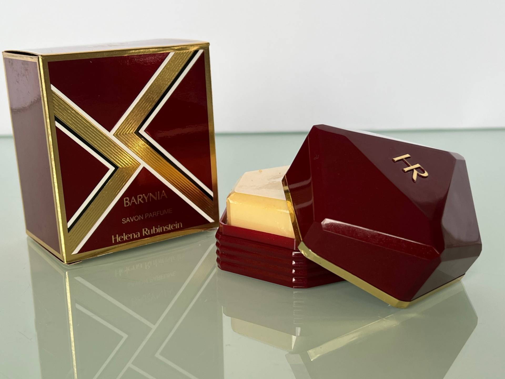 Vintage "Barynia" Parfümseife Von Helena Rubinstein 100 Gr/3.3 Oz. Seifenschale Sehr Selten Vintage "Barynia" Parfümseife Von Helena Rubinstein 100 Gr/3.3 Oz. Seifenschale Sehr Selten von Etsy - MyVintageGadgets
