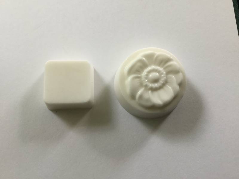 Set Aus 2 Handgefertigten Sheabutter-Seifen Mit Vanilleduft von Etsy - MysticMerchantGifts