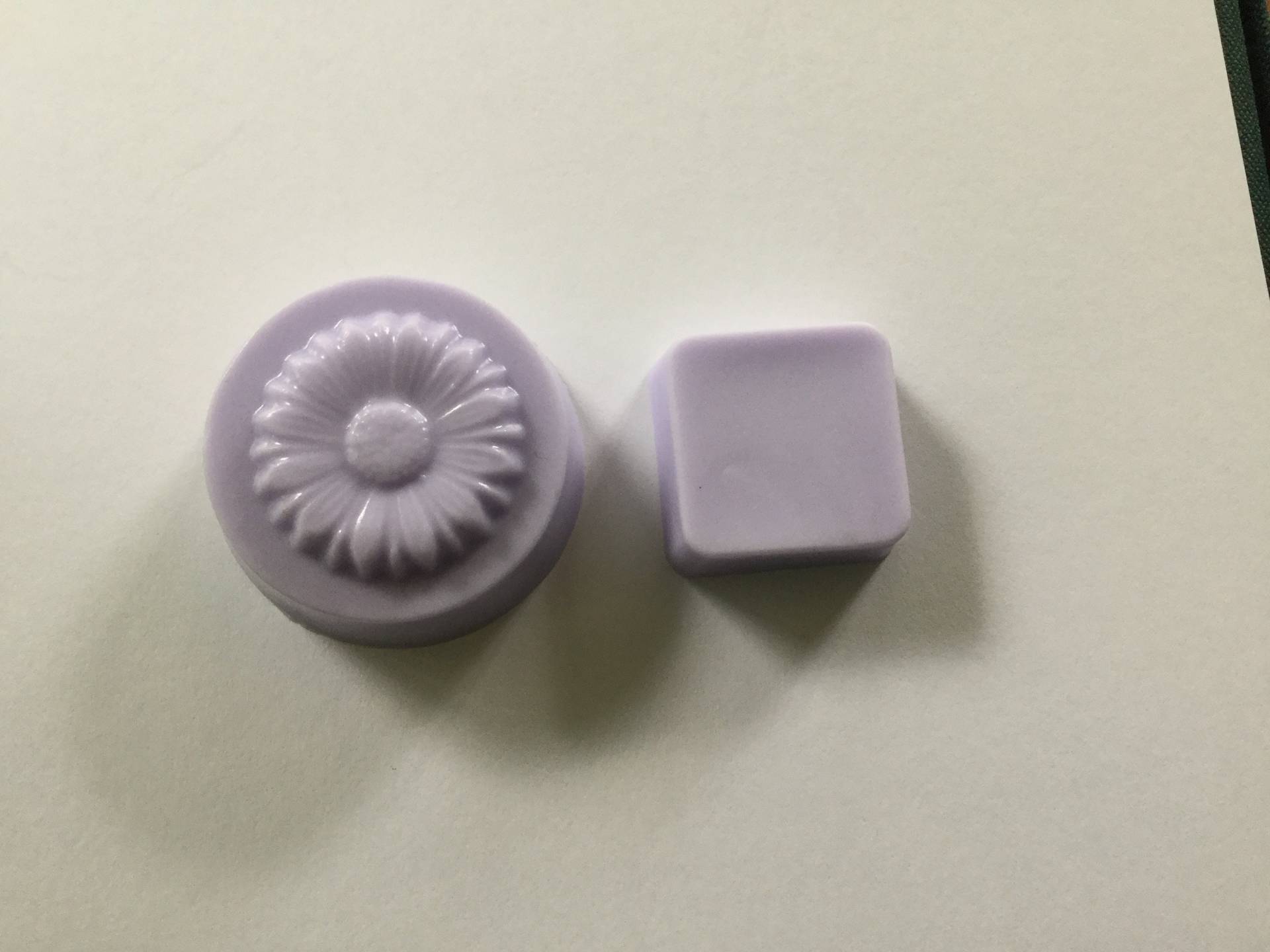 Set Von 2 Lavendel Duft Sheabutter Handgefertigte Seifen von Etsy - MysticMerchantGifts