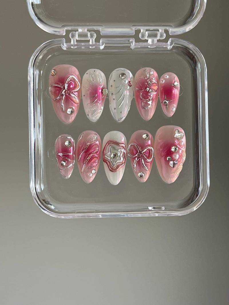 3D Pink Silver Bowknot Press On Nails Handbemalte Kunstacrylgelnägel von Etsy - MythicalNailart