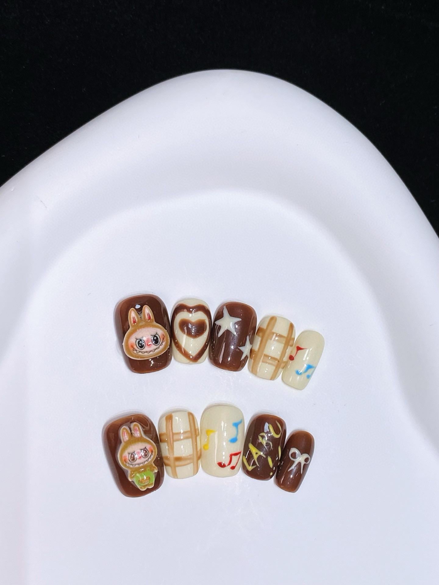 Cute Doll Lanunu Press On Nails Manicure/ Reusable/ Medium Square von Etsy - NANACOCREATION