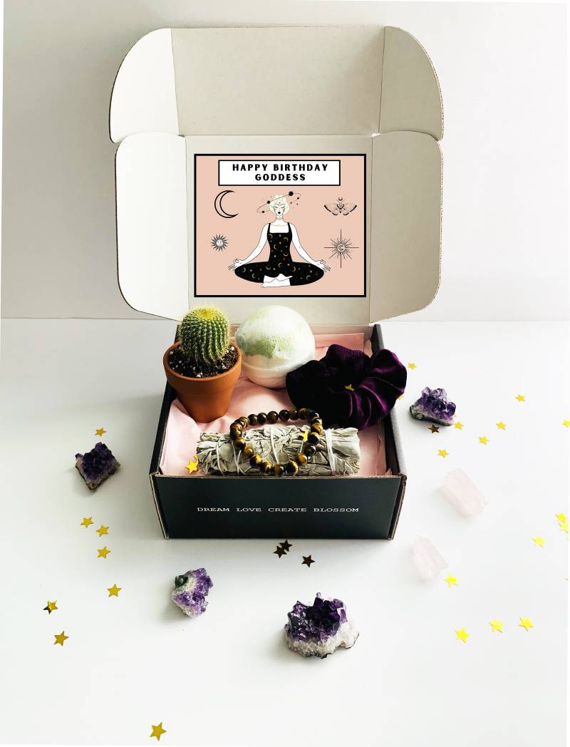 Geschenkbox| Göttin Geschenk | Alles Gute Zum Geburtstag Spirituelle Geschenkbox Sukkulenten Geburtstagsgeschenk Personalisierte Geschenke| Freund von Etsy - NEWBLOOMINGMOON