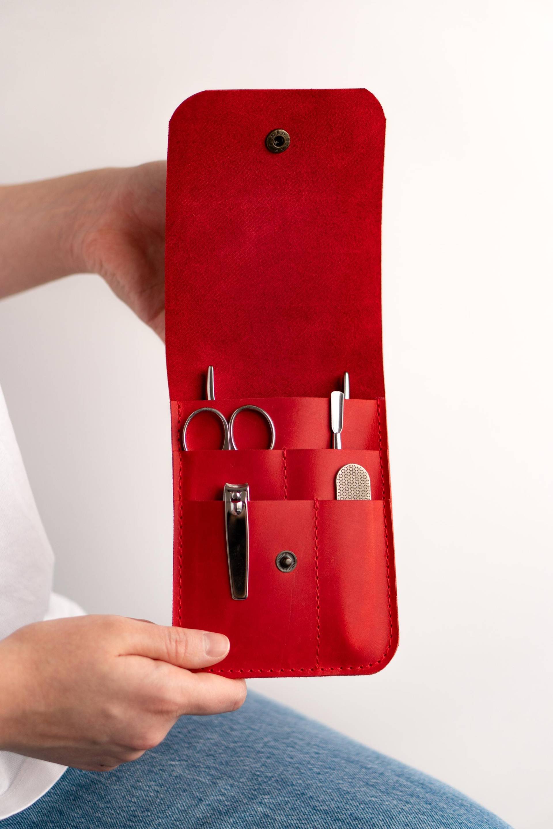 Beutel-Organizer Für Maniküre Set - Organizer Werkzeuge - Maniküre - Ledertasche - Personalisierung - Leder Beutel-Organizer Für Maniküre Set - Organizer Werkzeuge - Maniküre - Ledertasche - Personalisierung - Leder von Etsy - NEworkshopUA