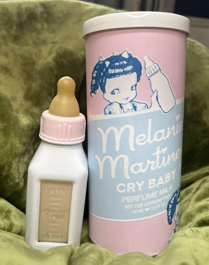 Melanie Martinez Crybaby Perfume Milk Full Bottle With Original Packaging von Etsy - NOEIMALMSA