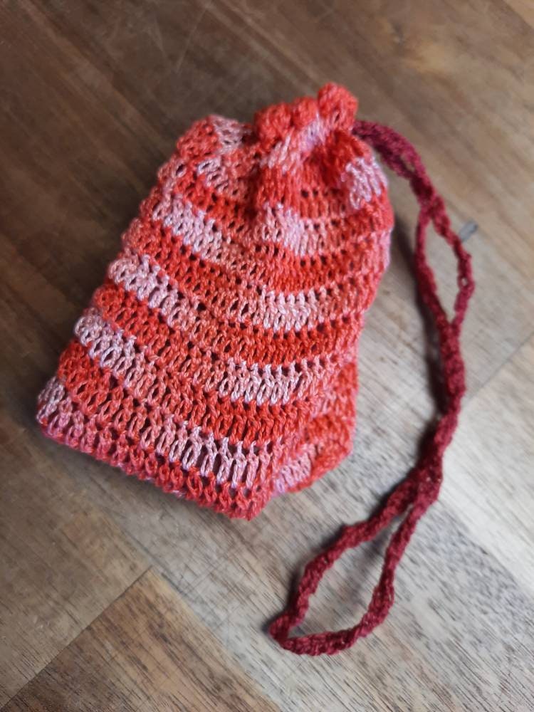 Gehäkeltes Seifen Säckchen Rosali Gehäkeltes Seifen Säckchen Rosali von Etsy - Nachtklabauter