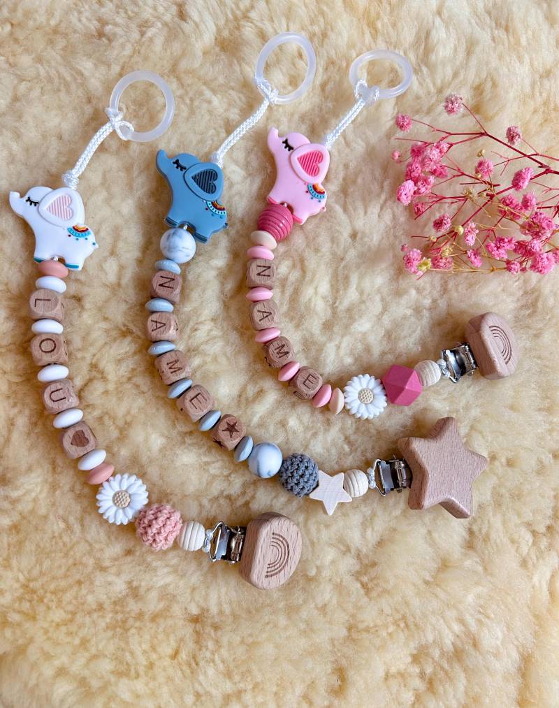 Schnullerkette Elefant Mit Namen Personalisiert Häkelperle Blumenperle Und Holzperlen Für Jungs Mädchen von Etsy - NadinesRegenbogen