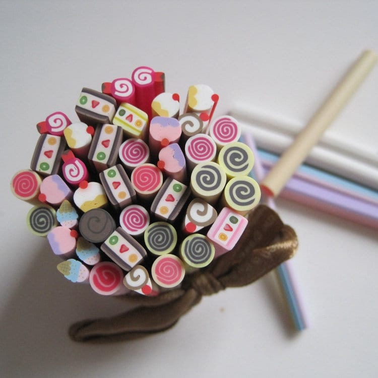 100Pcs/Tasche Gemischt Schöne Kuchen Form Ton Rohr Phantasie Nagel Kunst Polymer Clay Cane von Etsy - NailAngel2019