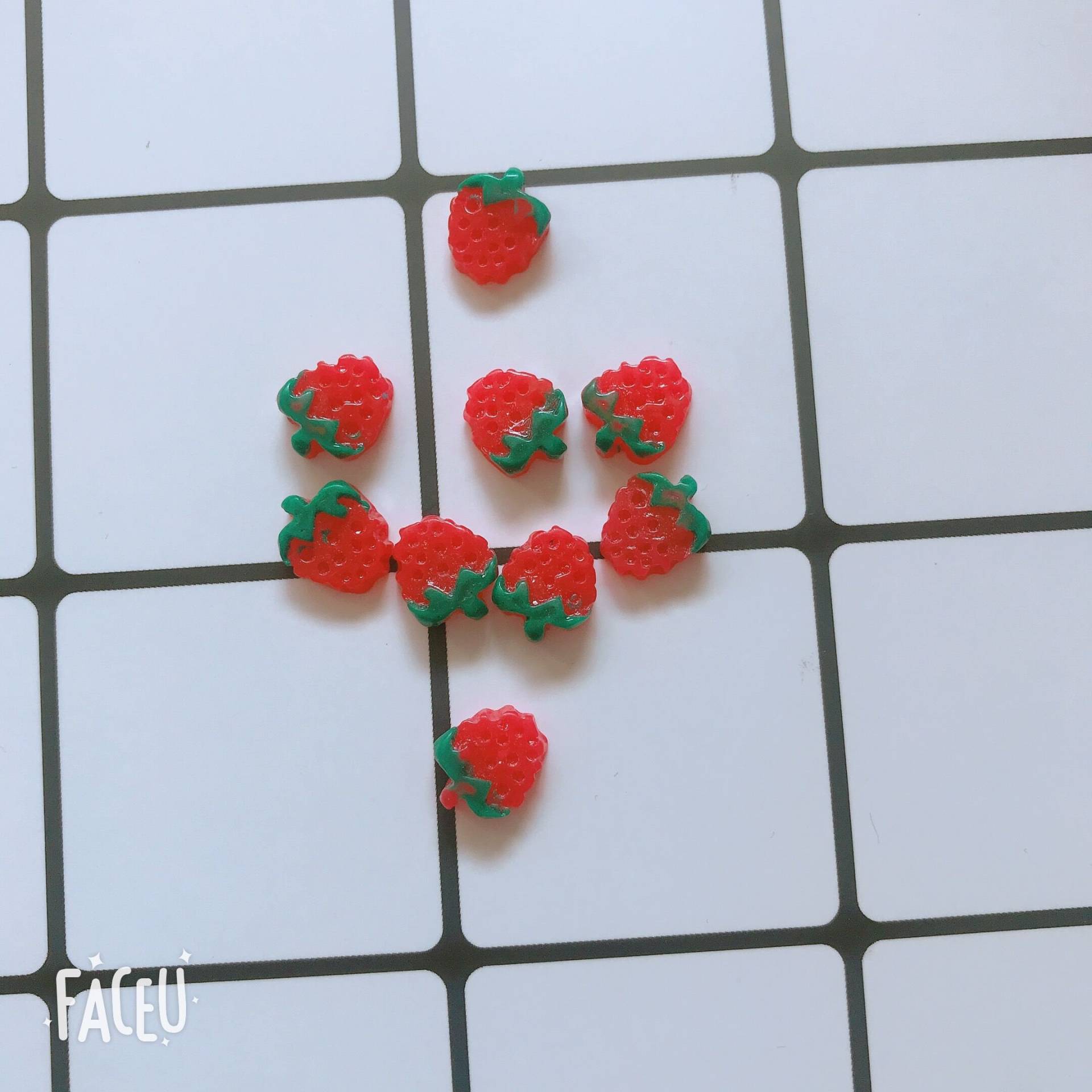 30 Stück/Beutel Cartoon Wärme Kuchen Erdbeer Donuts Harz Deco Nail Art Dekoration Nagel Diy Rc48-55 von Etsy - NailAngel2019