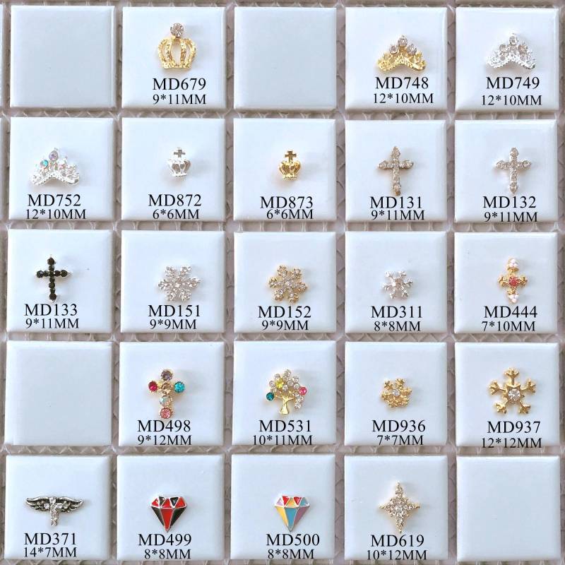 5 Stück Ausgefallene Metall 3D Charms Dekoration Mit Strass Krone Kreuz Diamant Schneeflocke Nail Art Handy von Etsy - NailAngel2019