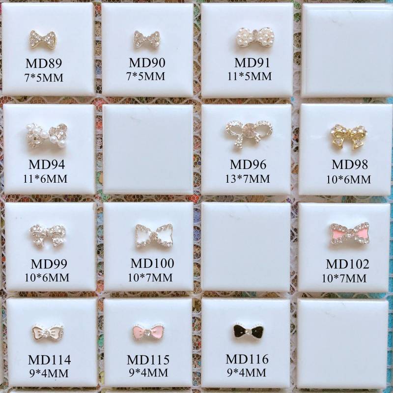 5 Stück Ausgefallene Metall 3D Charms Metalldekoration Mit Strass Bogen Perlen Und Nailart Dekoration Handy von Etsy - NailAngel2019