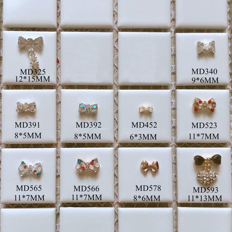 5 Stück Ausgefallene Metall 3D Charms Metalldekoration Mit Strass Bogen Perlen Und Nailart Dekoration Handy von Etsy - NailAngel2019