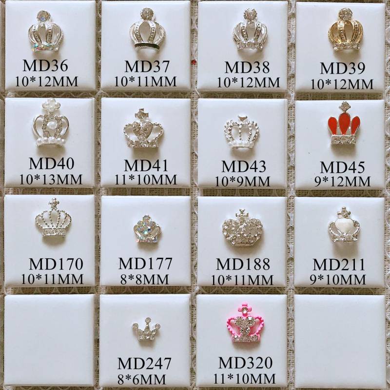 5 Stück Metall 3D Charms Metalldekoration Mit Strass Krone Deco Perlen Und Nail Art Dekoration von Etsy - NailAngel2019