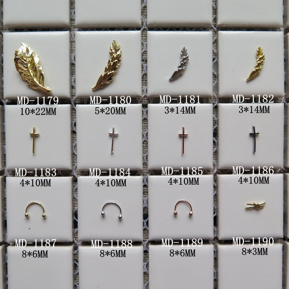 5Pcs Metall 3D Charms Dekoration Blatt Kreuz Feder Lächelnde Form Deco Nagel Kunst Diy Zubehör 5Pcs Metall 3D Charms Dekoration Blatt Kreuz Feder Lächelnde Form Deco Nagel Kunst Diy Zubehör von Etsy - NailAngel2019