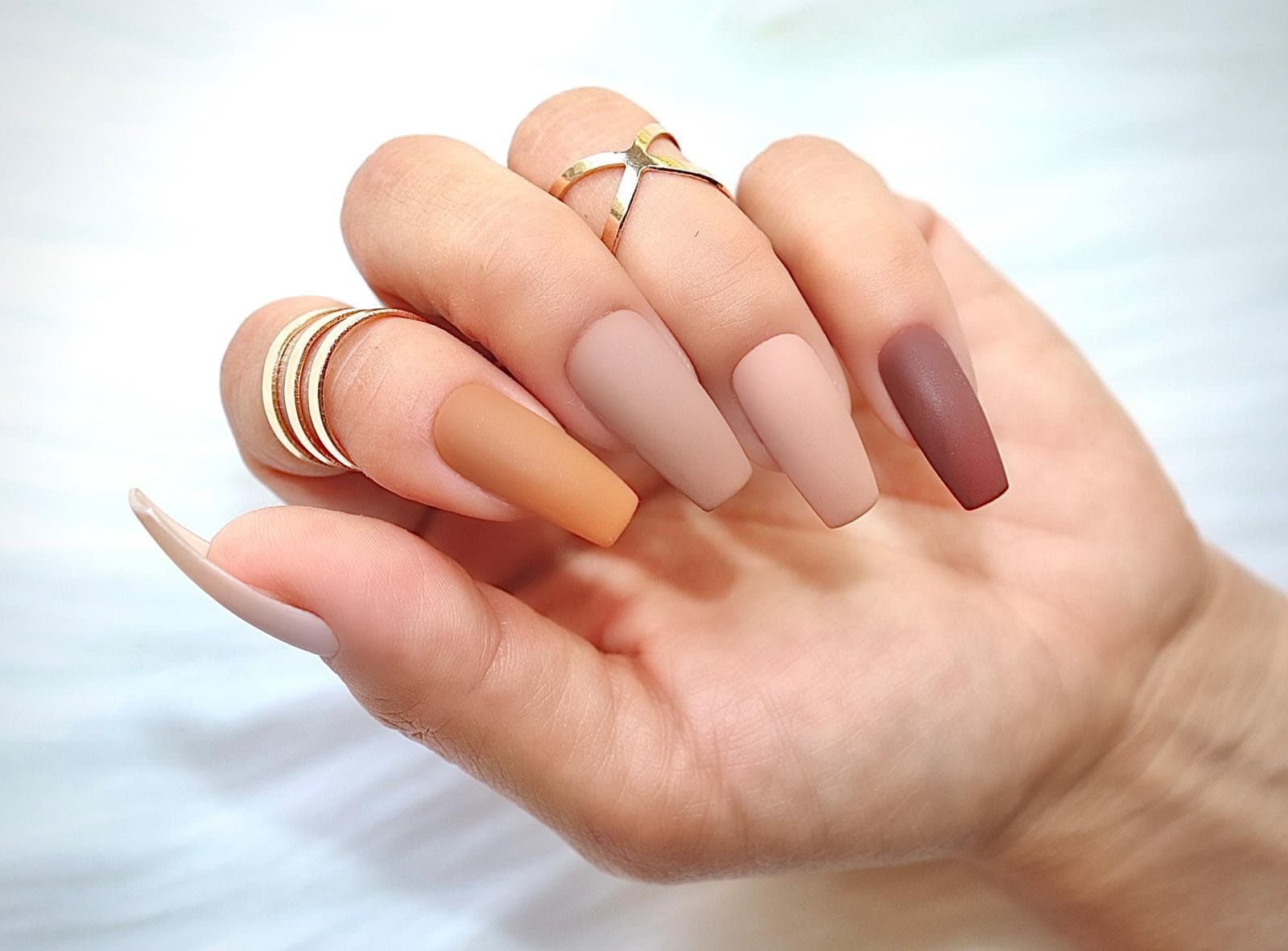 Tan Bis Brown Shades Drücken Sie Auf Die Nägel Tan Bis Brown Shades Drücken Sie Auf Die Nägel von Etsy - NailartbySoonie