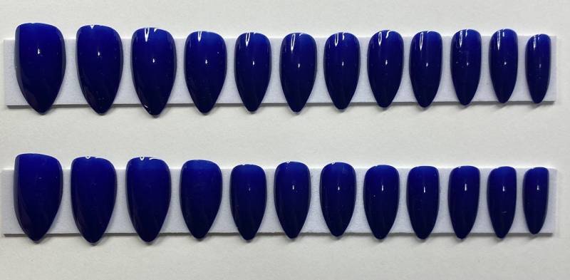 Dunkelblau Stiletto Drücken Sie Auf Den Nagel Kit von Etsy - NailditbyTara