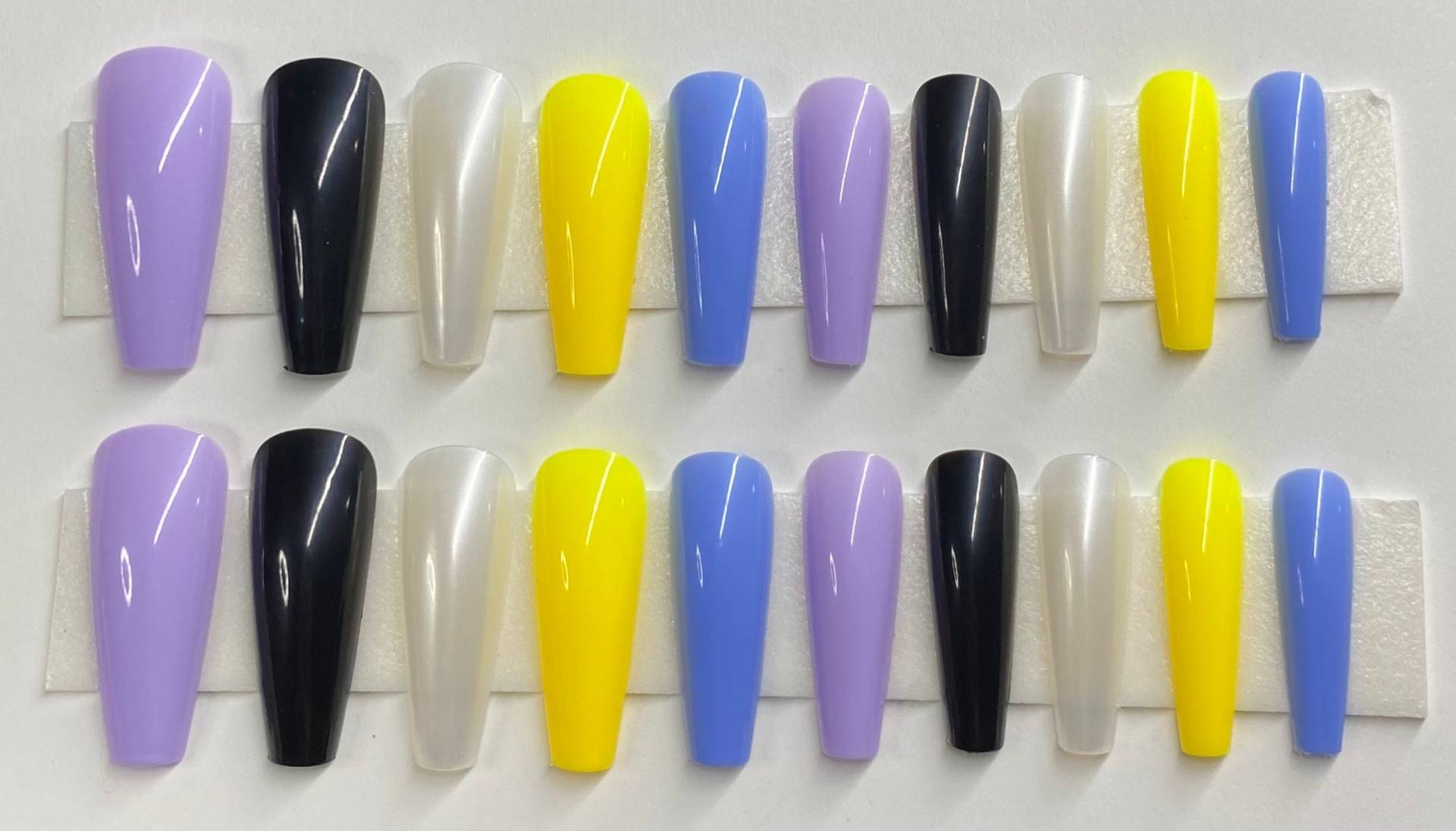 Helllila, Schwarz, Perlweiß, Gelb Und Singelb Blau Xl Coffin Press On Nail Kit Helllila, Schwarz, Perlweiß, Gelb Und Singelb Blau Xl Coffin Press On Nail Kit von Etsy - NailditbyTara