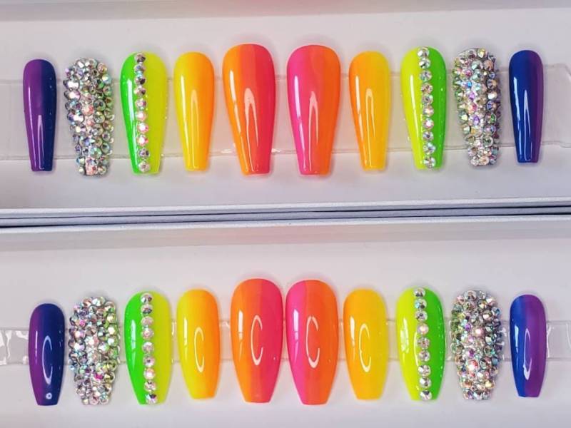 Neon Regenbogen Bling Drücken Sie Auf Nägel/Gelb Rosa Blau Lila Sarg Stolz Set Sommer Kristall von Etsy - NailedByRachel