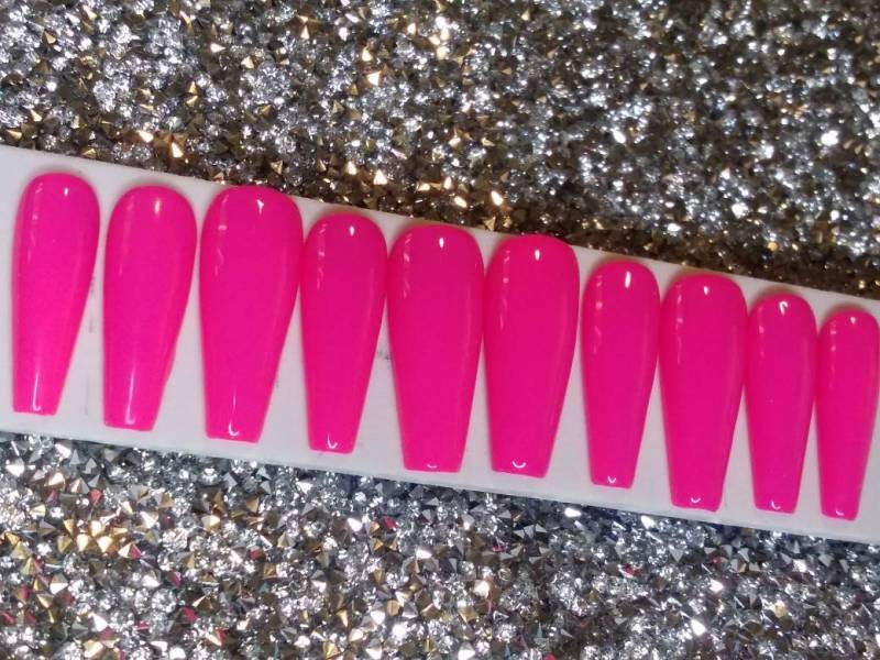 Neon Rosa Drücken Auf Nägel-Barbie - Sommer-Hell- Lange Verjüngte Ballerina Jede Form von Etsy - NailedByRachel