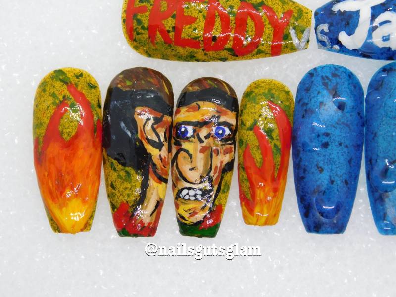 Freddy Vs. Jason Nails Variante 1 von Etsy - NailsGutsGlam