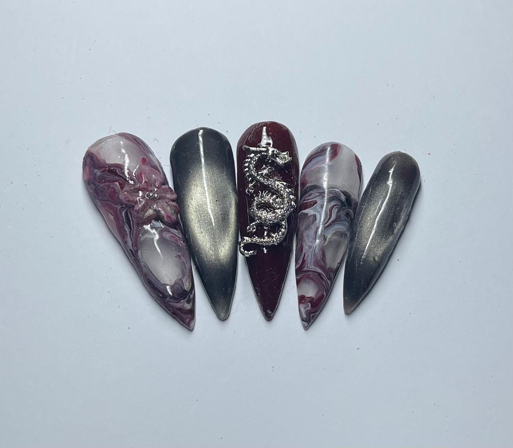 Handgefertigte Benutzerdefinierte Press-On-Nägel Wiederverwendbar, Mehrere Formen von Etsy - NailsbyEty