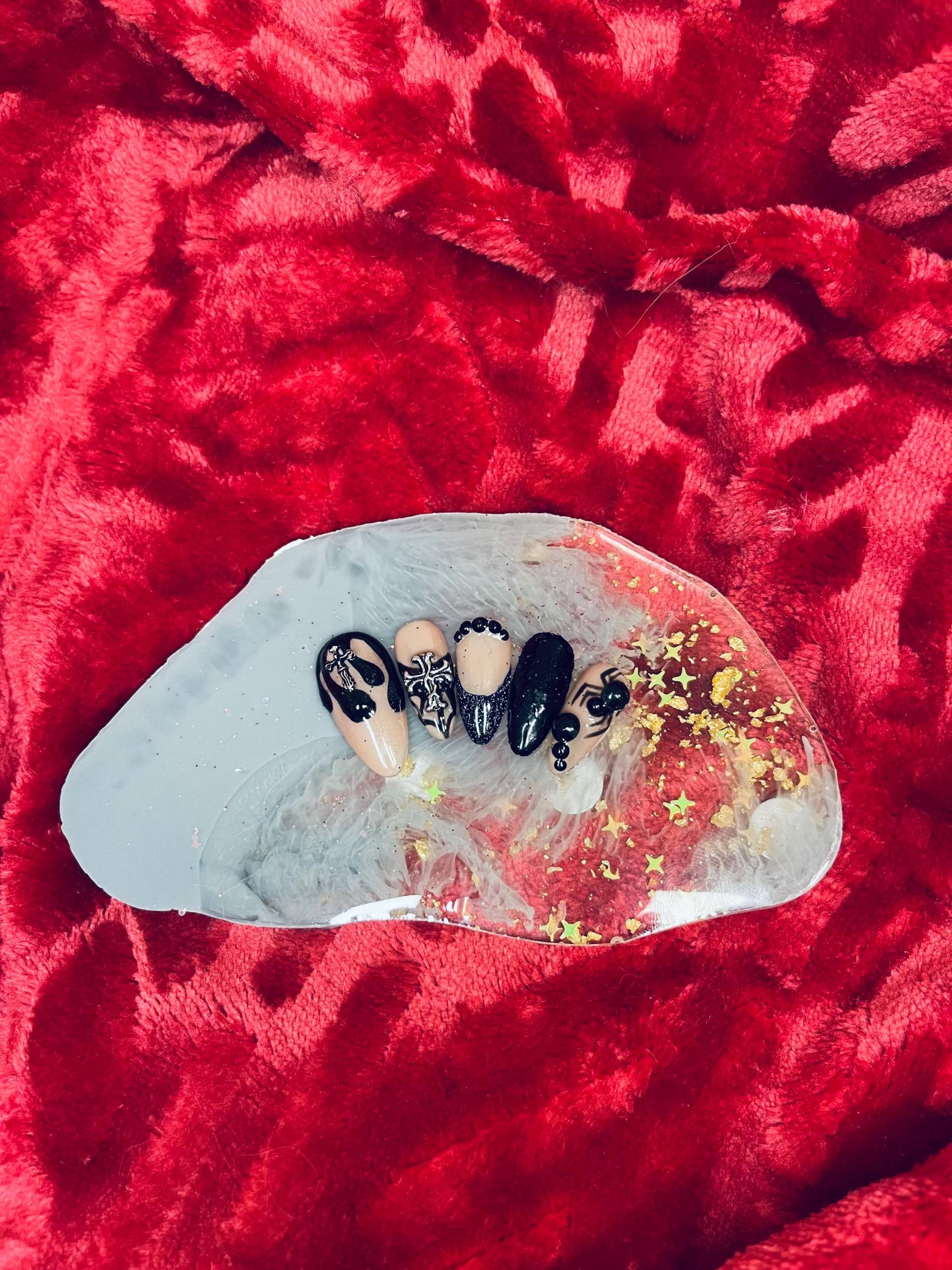 Handgemachte Nägel Für Halloween, Spinne Größe M von Etsy - NailsbyEty