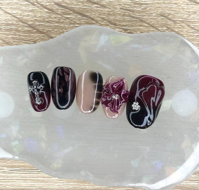 Handgemachte Nägel Zum Aufbügeln, Gothic, Alt, Größe M von Etsy - NailsbyEty