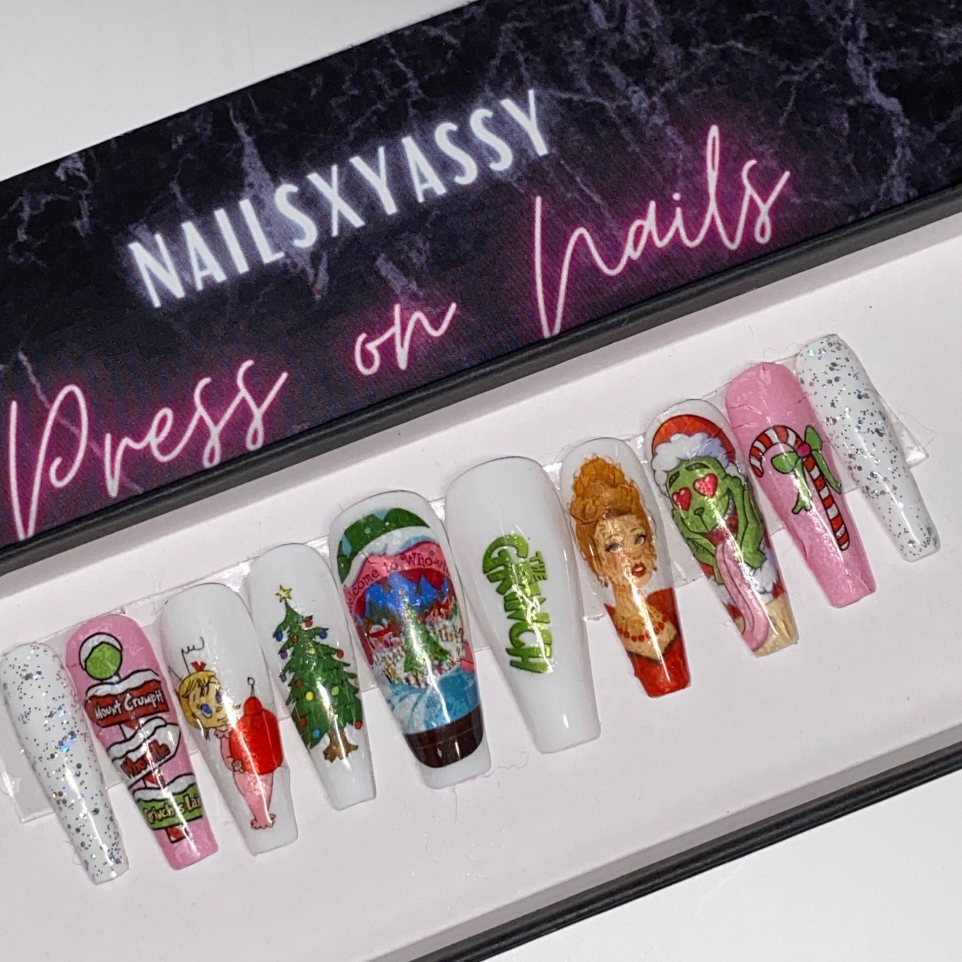 Der Grinch Weihnachts-Set Zum Aufbügeln, Festlich, Feiertage, Geschenk, Party, Lustig, Neujahr von Etsy - Nailsxyassy