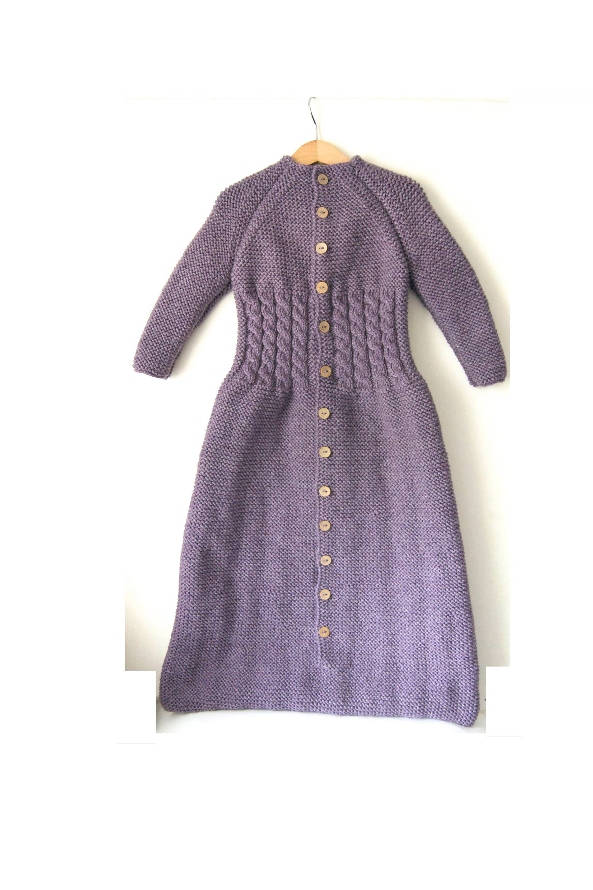 Neu Handgestrickter Baby Schlafsack Aus Wolle, Grobstrick, Raglan, Lange Ärmel Mit Kokosnuss Knöpfen Auf Der Vorderseite Neu Handgestrickter Baby Schlafsack Aus Wolle, Grobstrick, Raglan, Lange Ärmel Mit Kokosnuss Knöpfen Auf Der Vorderseite von Etsy - NeslisHandcrafts