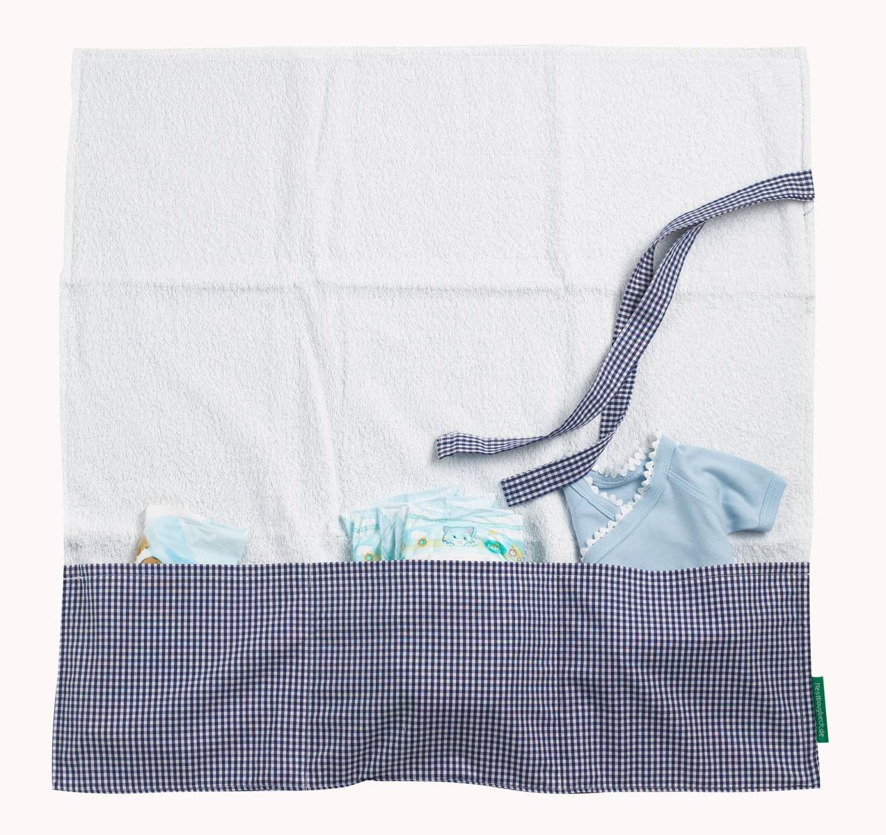 Mobile Wickelunterlage - Viele Farben 70x70cm Mobile Wickelunterlage - Viele Farben 70x70cm von Etsy - Nestbauglueck