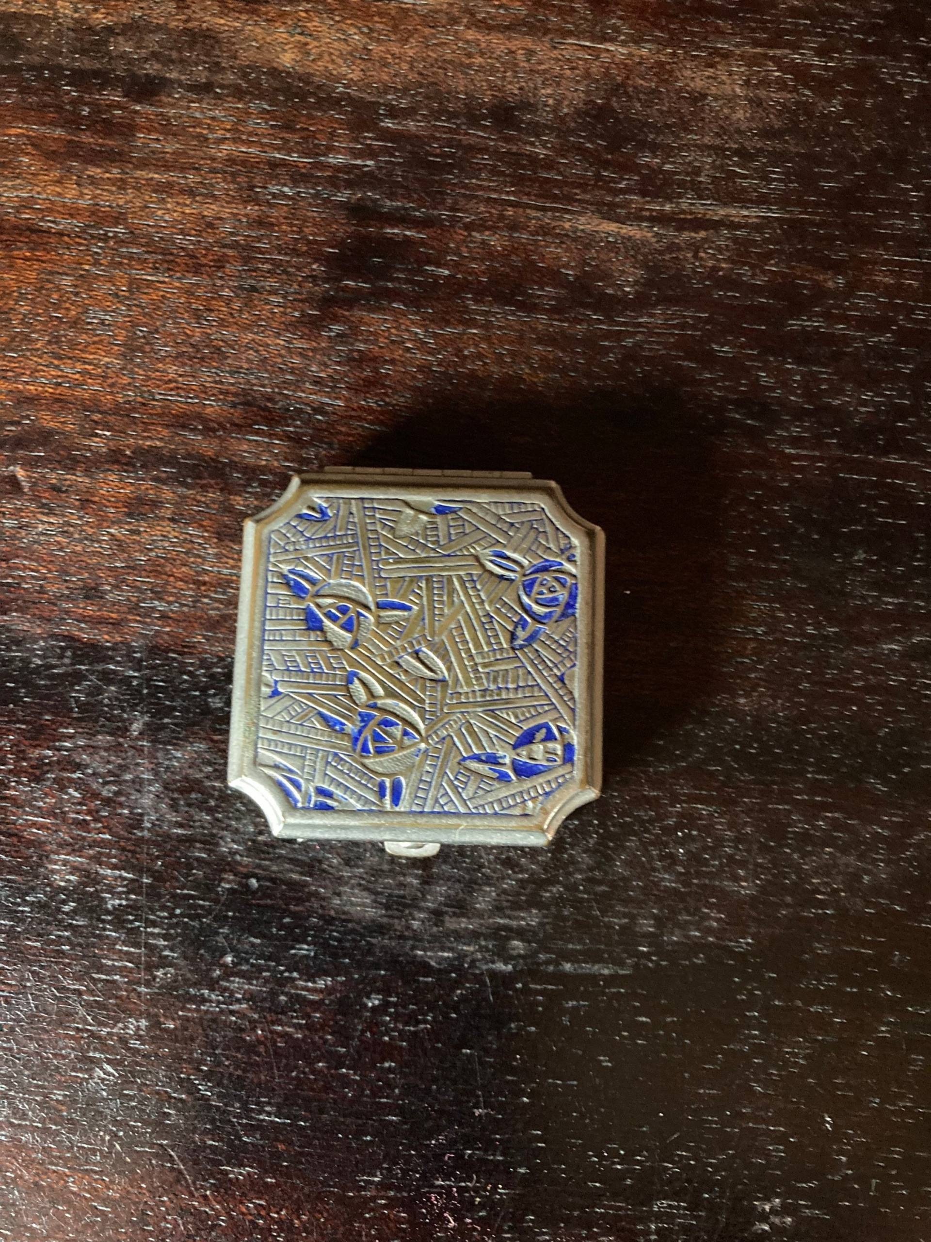 Vintage Schminktäschche Lanchere Blue Rose Vintage Schminktäschche Lanchere Blue Rose von Etsy - NevermoreAntiques