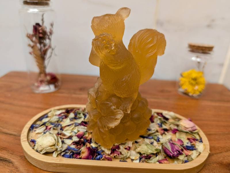 Seifenfigur - Eichhörnchen Auf Der Eichel Seifenfigur - Eichhörnchen Auf Der Eichel von Etsy - NicolesDekoparadies