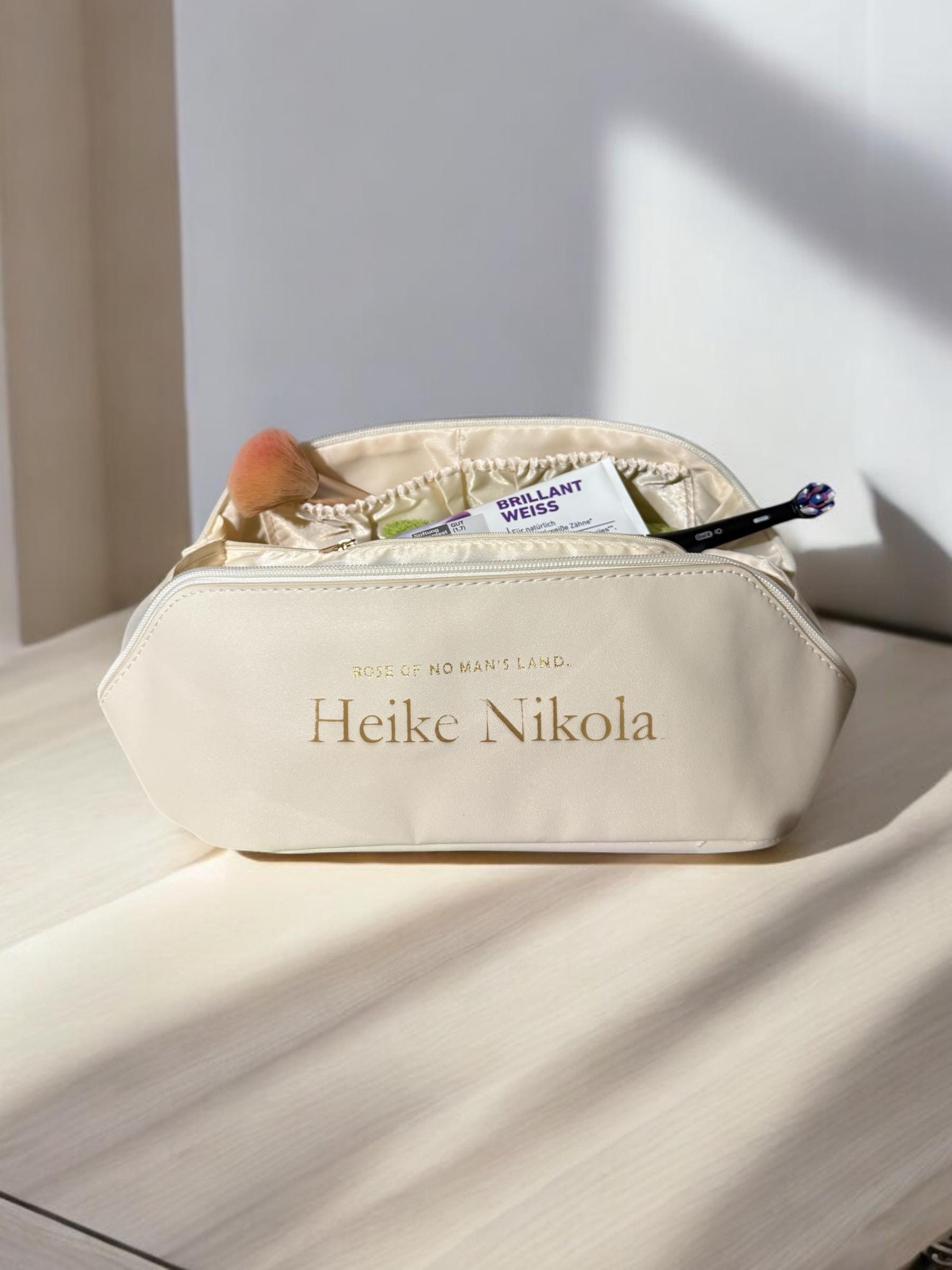 Kosmetik Organizer, Reise-Make-Up-Tasche Beige, Mit Weißem Reißverschluss ; Personalisiert von Etsy - NikosWoodandLight